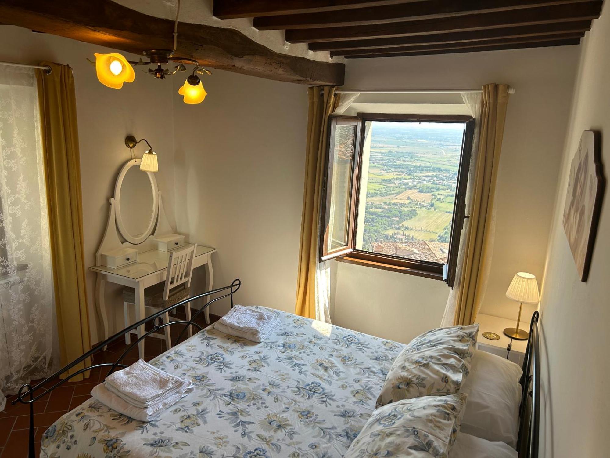 Apartament La Casa Di Laura Cortona Zewnętrze zdjęcie